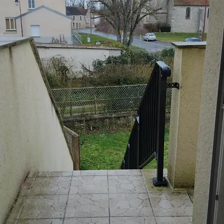 A La Croisee La Marne De 1 A 6 Personnes *